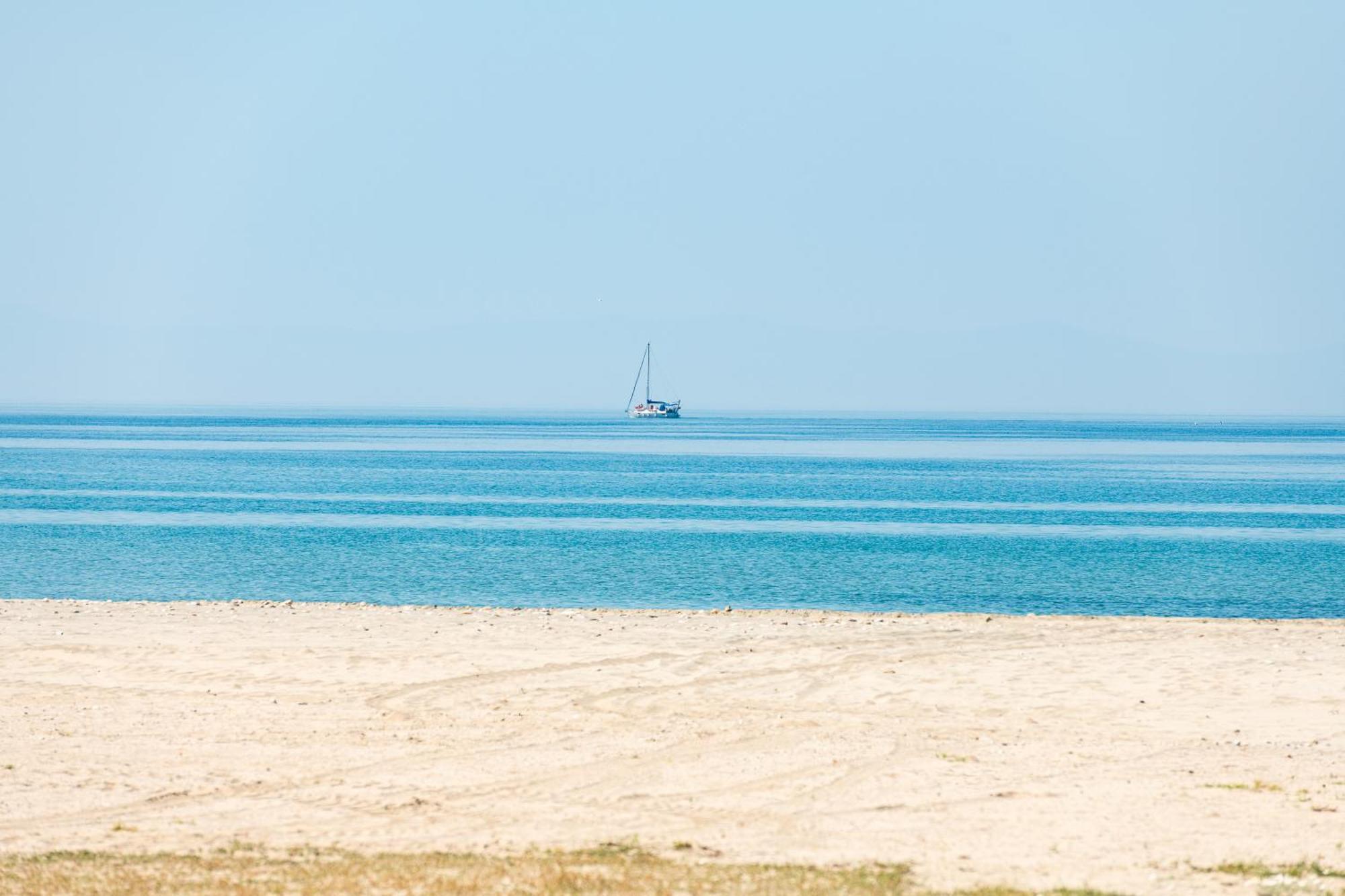 Olivento Beach Front Suites Potos Exterior foto