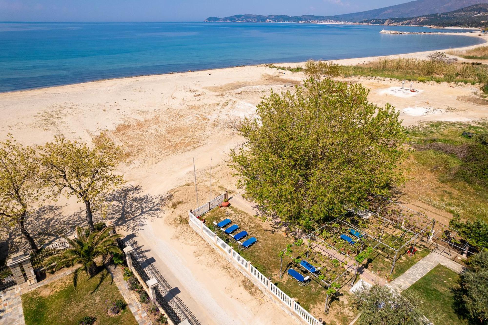 Olivento Beach Front Suites Potos Exterior foto