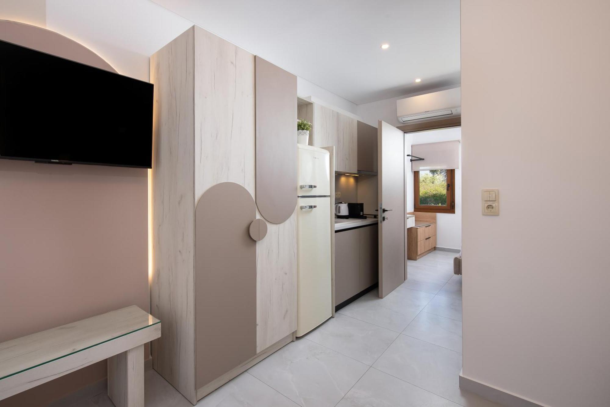 Olivento Beach Front Suites Potos Exterior foto